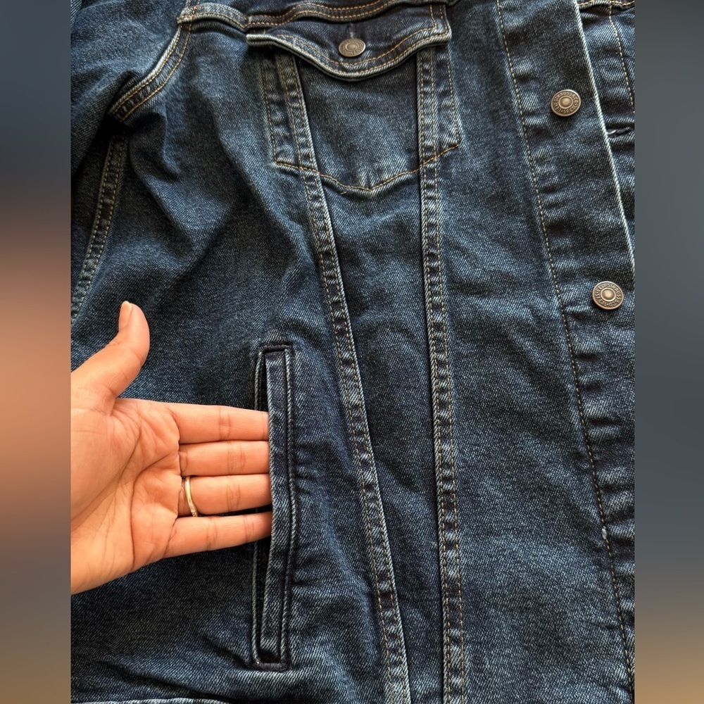 Levi's Dark Blue Denim Jacket - Picture 3 of 11